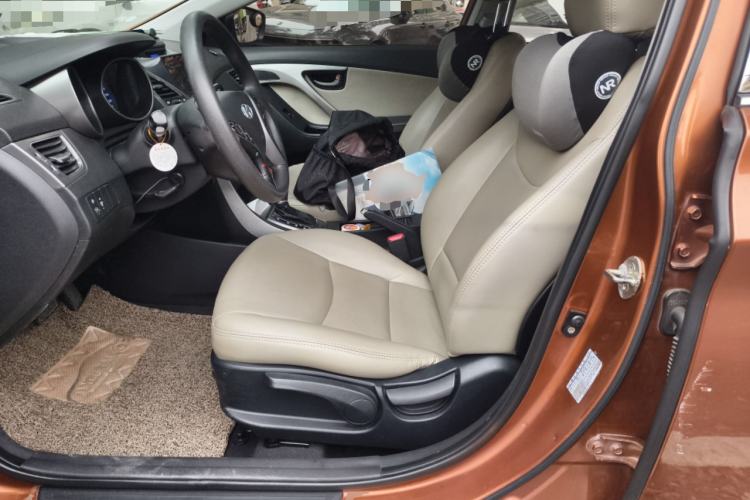 Used Hyundai Elantra (5th Generation / Langdong) 2012 1.6L Automatic Leading Model
