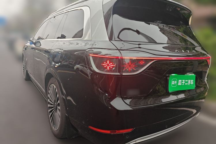 Used Hima AITO M9 2025 Extended-Range Max Version 52 kWh 6-Seater Edition
