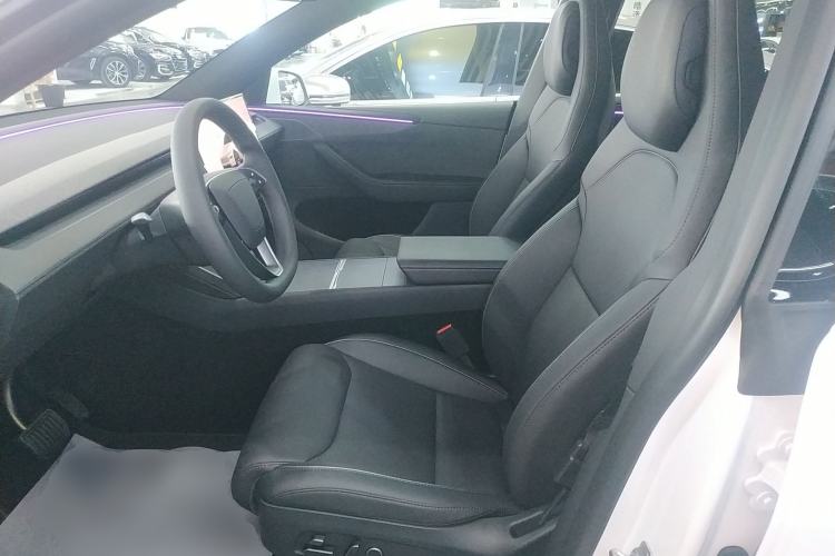 Used Tesla Model Y L 2025 Model Long-Range All-Wheel-Drive Version Left Front Seat