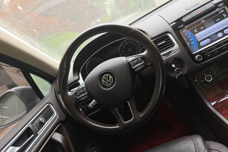 Used Volkswagen Touareg 2011 3.0 TSI Standard Version