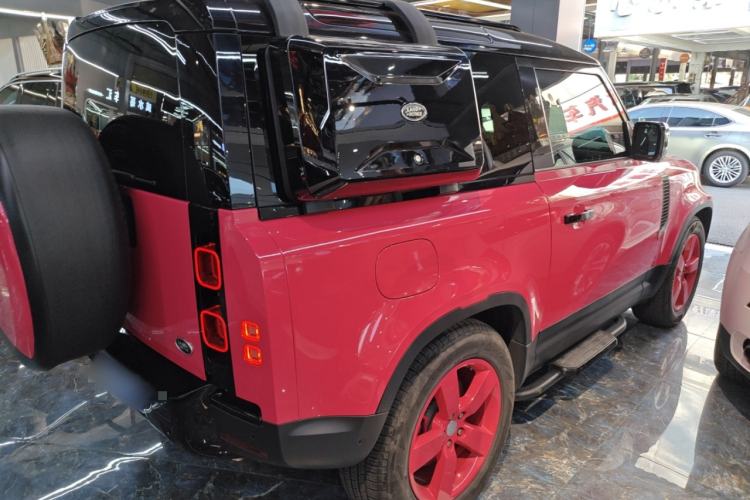 Used Land Rover Defender 2021 90 P400 Classic Reproduction Edition