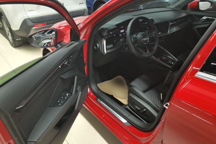 Used Audi A3 2021 A3L Limousine 35 TFSI Fashionable and Elegant Model
