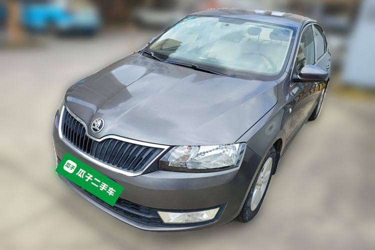 Used Skoda Rapid 2015 1.6L Manual Smart Selection Model