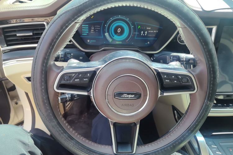 Used Zotye T700 2017 1.8T Dual-Clutch Prestige Model Steering Wheel