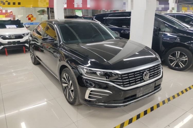 Used Volkswagen Passat 2025 Premium Version 380TSI Dragon Edition