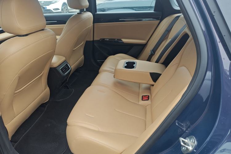 Used Geely Galaxy L6 2023 125km Starship
