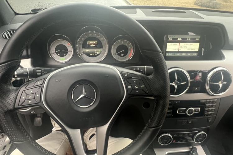 Used Mercedes-Benz GLK-Class 2013 Facelift GLK 300 4MATIC Fashion Edition