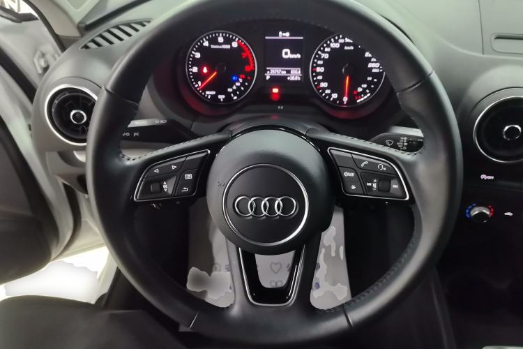 Used Audi A3 2020 Restyled Sportback 35 TFSI Entry-Level China VI Emission Standard