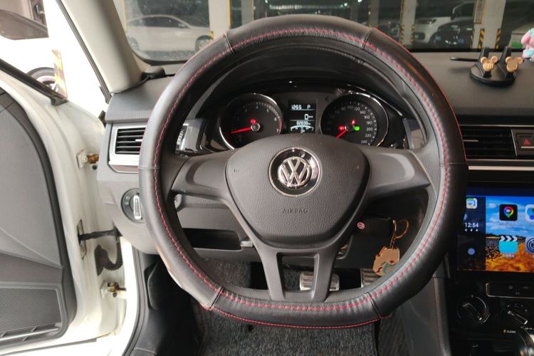 Used Volkswagen C-TREK 2017 230TSI DSG Comfort Version Steering Wheel