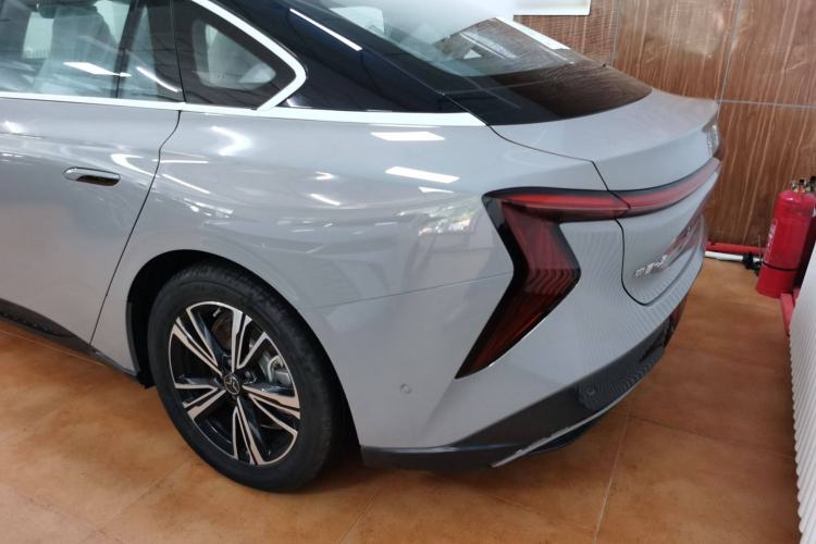 Used Hongqi EH7 2024 690 Pro
