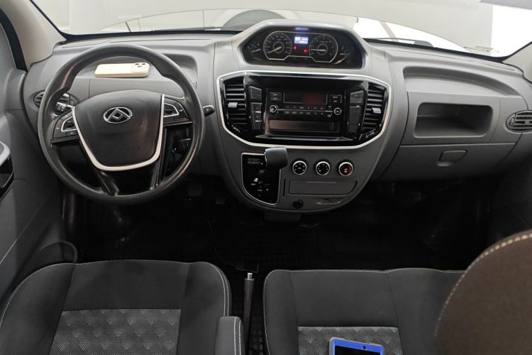 Used SAIC MAXUS Xintu V80 2021 2.0T AMT Classic Aoyuntong Short Wheelbase Mid-Roof 5/6-Seater
