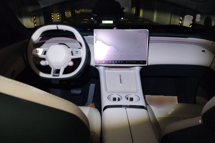 Used Xiaomi Auto YU7 2025 Ultra-Long Range Rear-Wheel Drive Version
