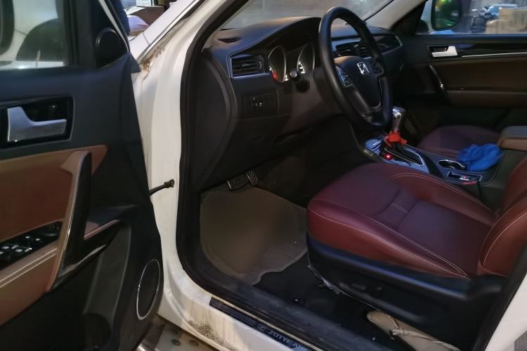 Used Zotye T600 2015 2.0T DCT Prestige Edition Driver Seat
