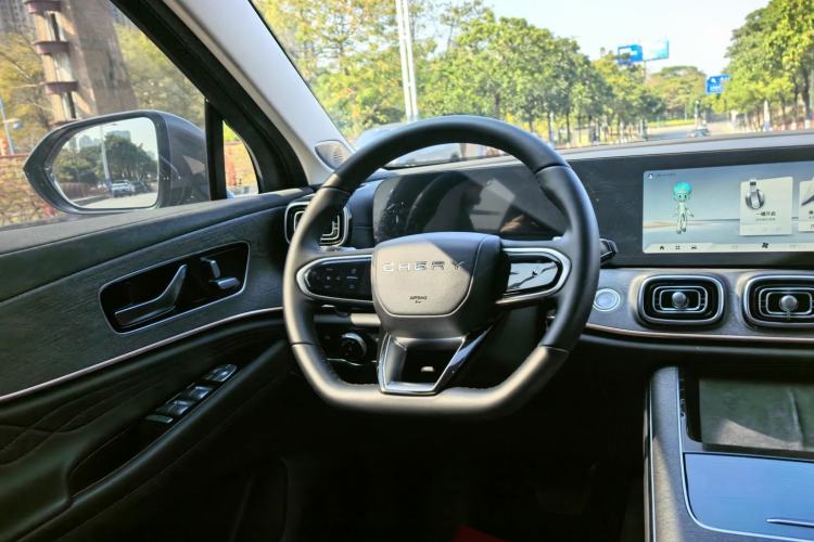 Used Chery Tiggo 9 2023 2.0T Dual-Clutch Two-Wheel Drive Leading Edition 5 Seats