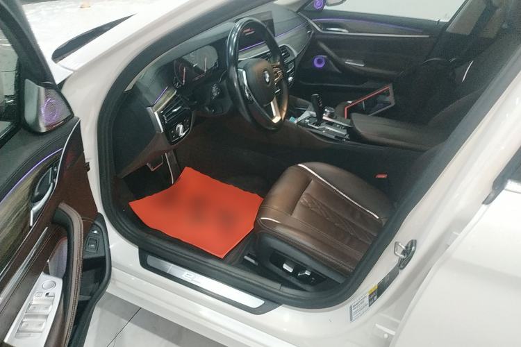 Used BMW 5 Series New Energy 2019 530Le Luxury Package
