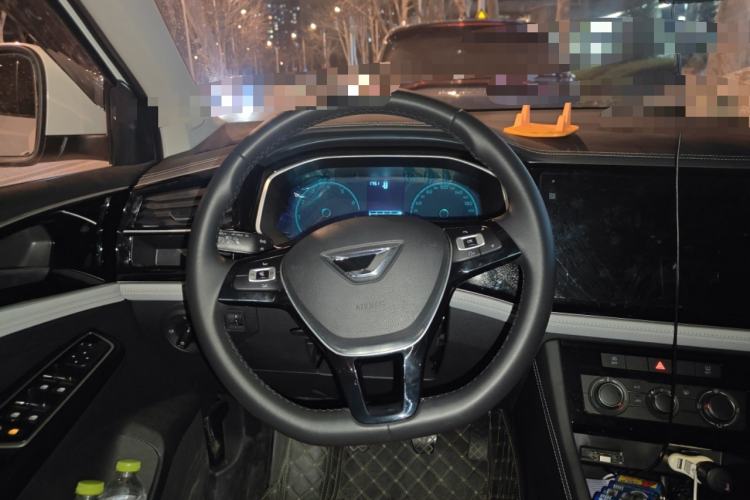 Used Jetta VS5 2024 280TSI Manual Pioneer Edition
