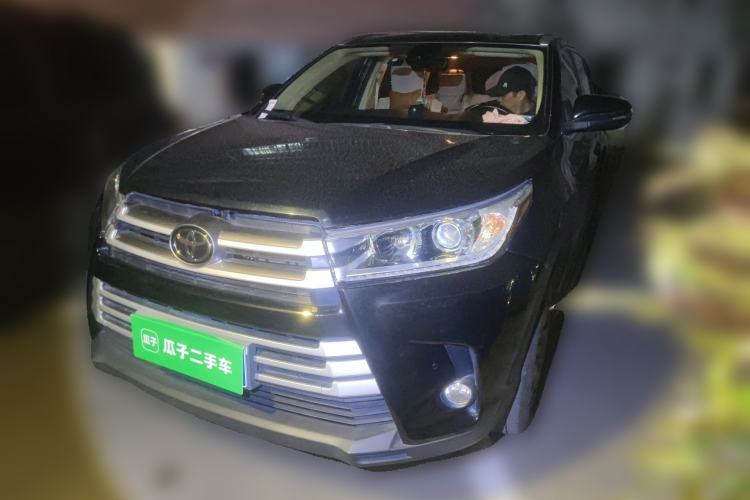 Used Toyota Highlander 2018 2.0T Two-Wheel Drive Luxury Edition 7 Seats China VI Standard