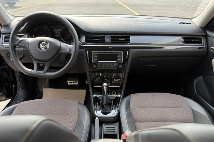 Used Volkswagen C-TREK 2017 1.6L Automatic Comfort Model
