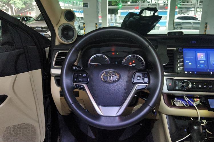 Used Toyota Highlander 2017 2.0T Four-Wheel Drive Elite Edition 7-Seater
