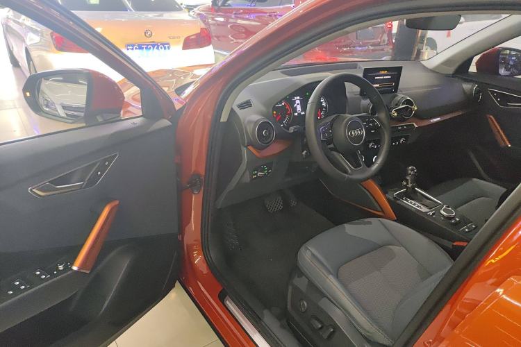 Used Audi Q2L 2018 35 TFSI Fashion Elegant Version China V
