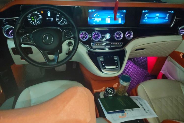 Used Mercedes-Benz Vito 2016 2.0T Business Edition Center Console