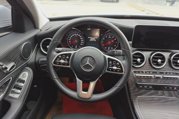 Used Mercedes-Benz C-Class 2019 C 180 L Fashion Edition Sport Version Steering Wheel