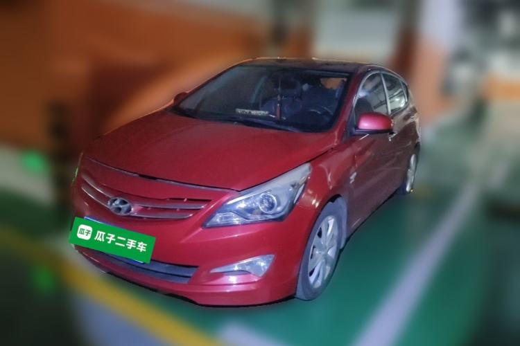Used Hyundai Verna Ray 2014 1.4L Automatic TOP