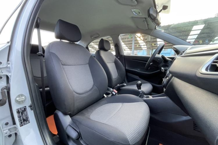 Used Hyundai Verna (older generation) 2017 1.4L Manual Refreshed Version China V Standard
