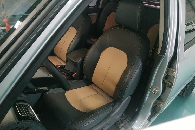 Used Great Wall Wingle 6 2014 2.0T Two-Wheel Drive Navigation Version 4D20B