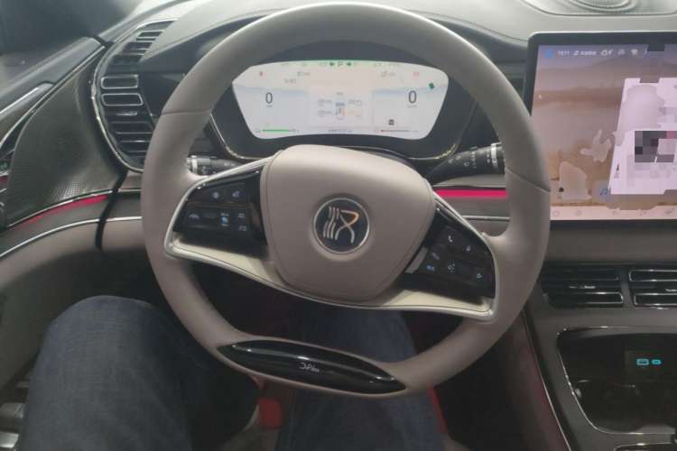 Used BYD Han 2024 DM-i Glory Edition 121KM Premium Model