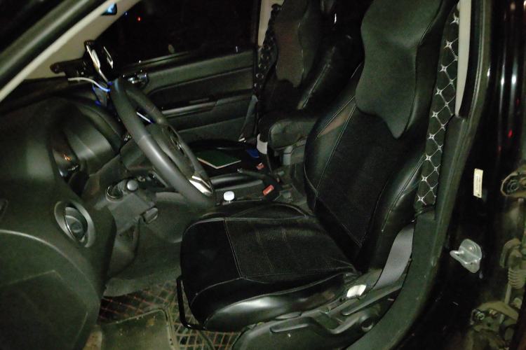 Used Jeep Compass 2013 2.4L four-wheel-drive sport version
