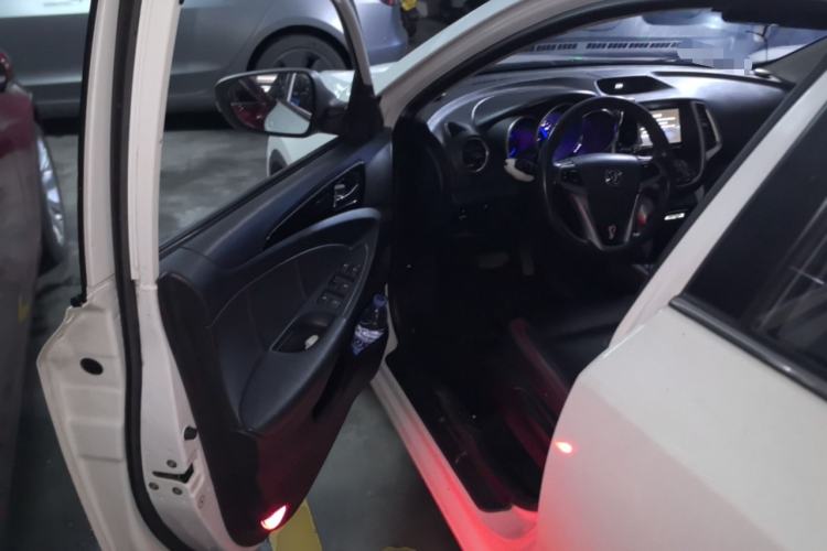 Used CHANGAN Eado 2016 1.6L Automatic Junku Model Driver Seat