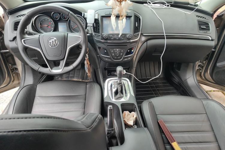 Used Buick Regal 2015 1.6T Fashion Tech Model
