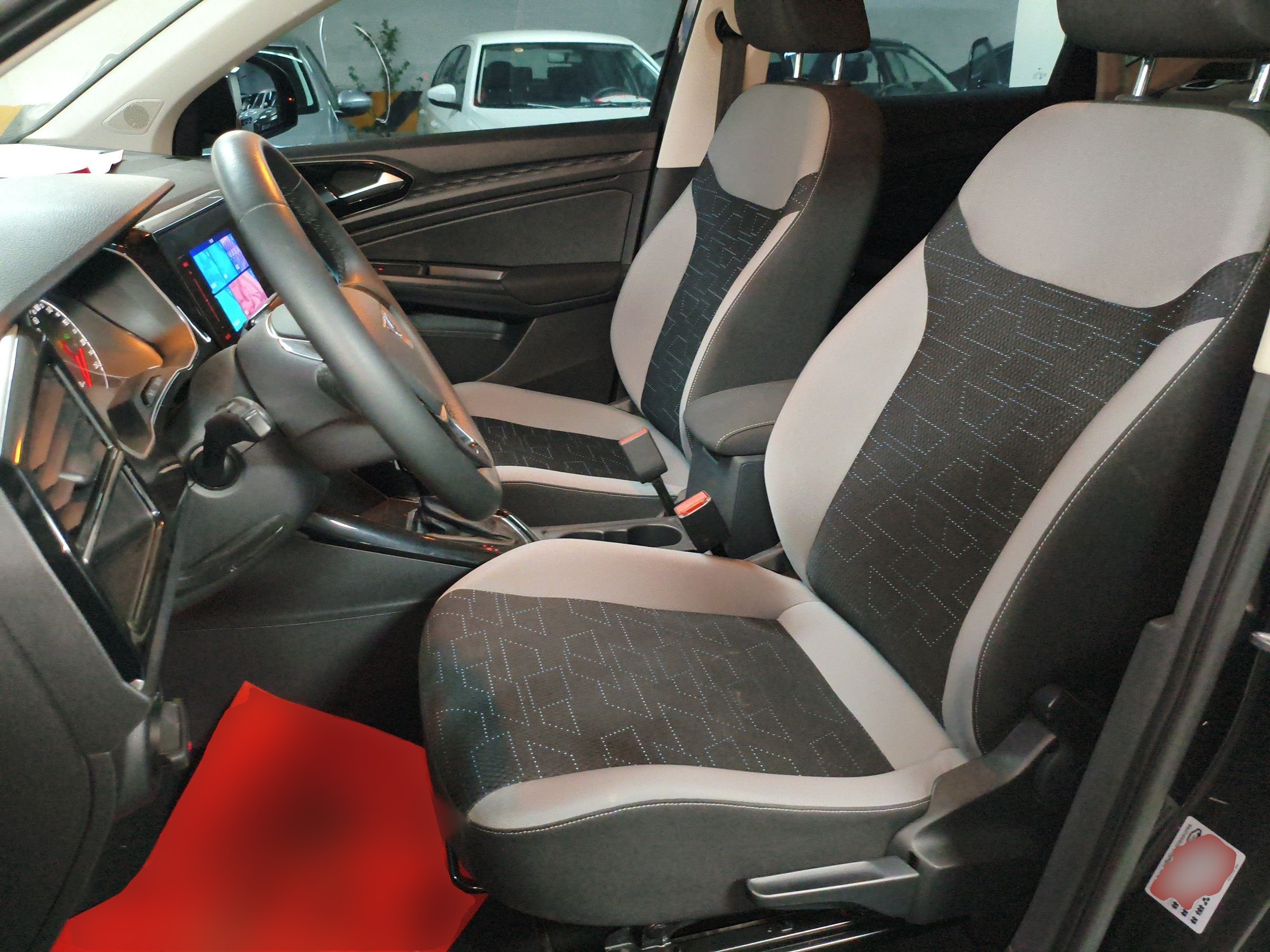 Interior delantero