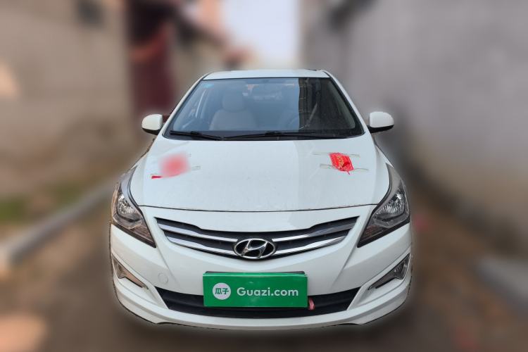 Used Hyundai Verna (older generation) 2014 1.4L Manual Smart GLS Trim
