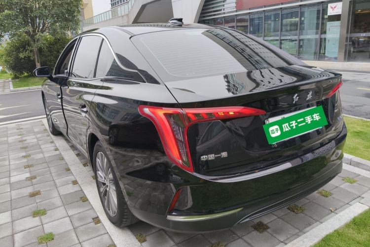 Used Hongqi E-QM5 2024 450km Range Commuter Version
