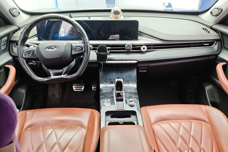 Used Chery Tiggo 8 PLUS 2021 290TGDI DCT Haoyao Edition Center Console