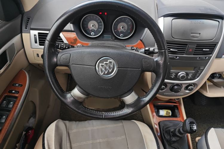 Used Buick Excelle 2013 1.5L Manual Luxury Model Steering Wheel