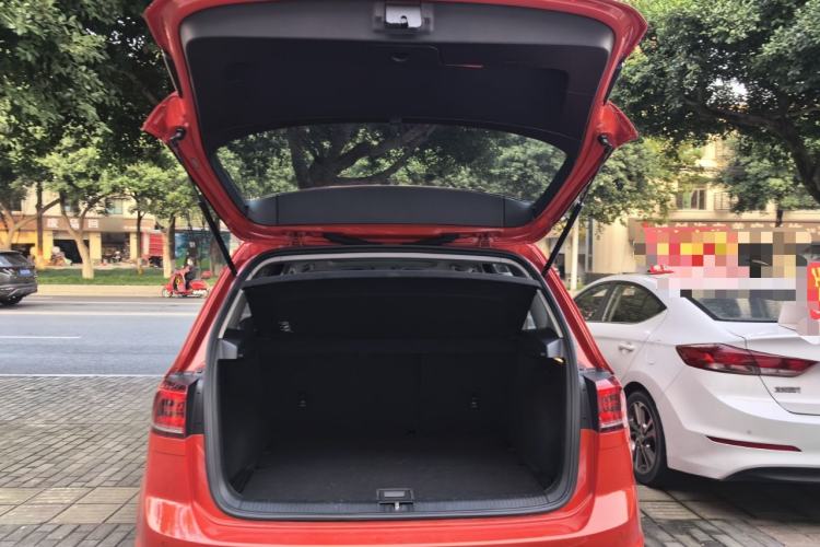 Used Volkswagen Golf Sportsvan 2016 230TSI Automatic Trend Edition