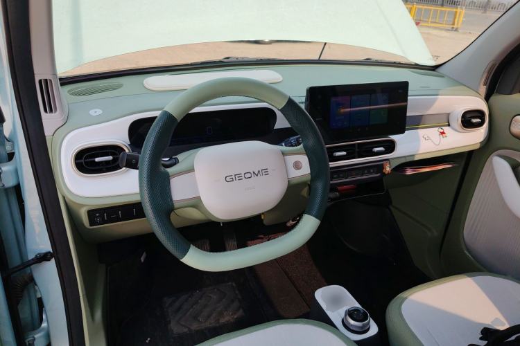 Used Geely Galaxy Panda 2025 210 km – Yuanqi Bear
