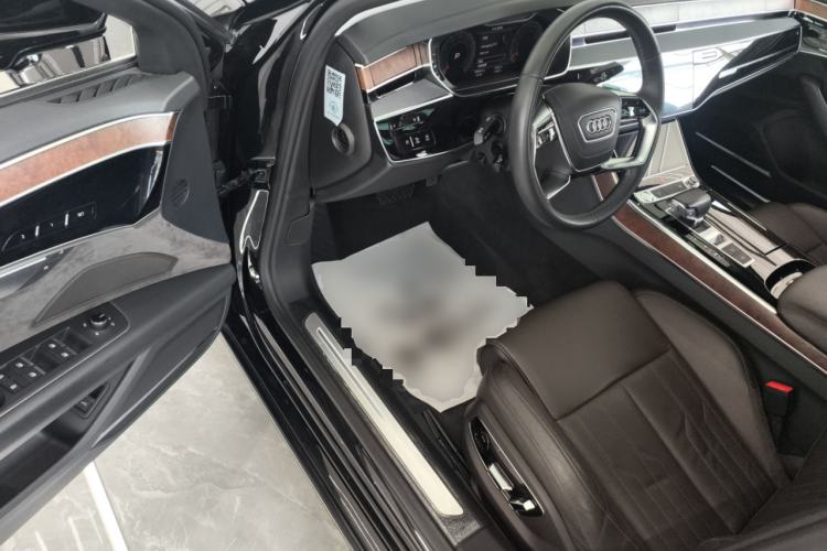 Used Audi A8 2018 A8L 55 TFSI quattro Launch Edition Prestige Model
