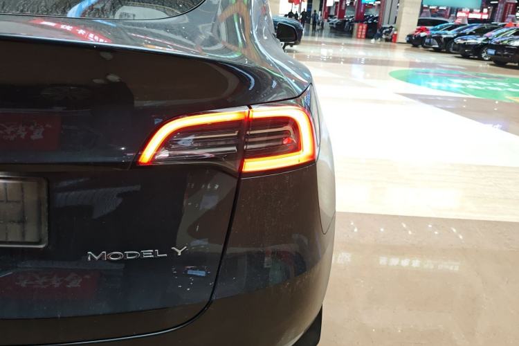 Used Tesla Model Y 2024 Rear-Wheel-Drive Version