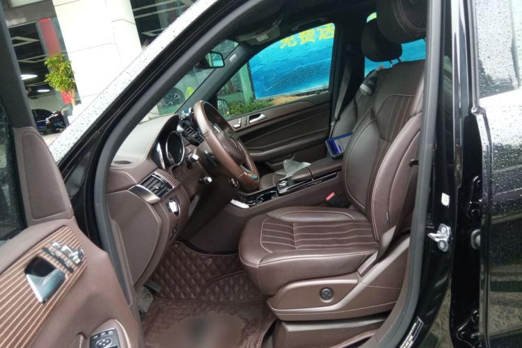 Used Mercedes-Benz GLE 2018 GLE 320 4MATIC Dynamic Edition Collector's Edition Left Front Seat