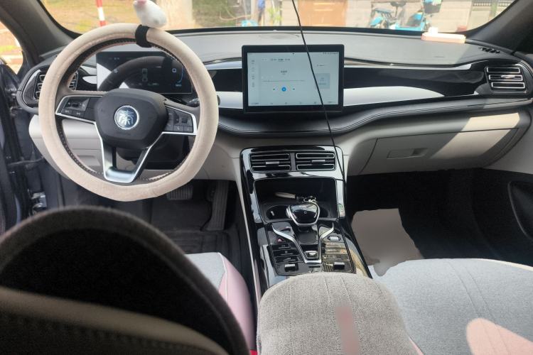 Used BYD Qin PLUS 2024 HONOR Edition DM-i 55KM Leading Model
