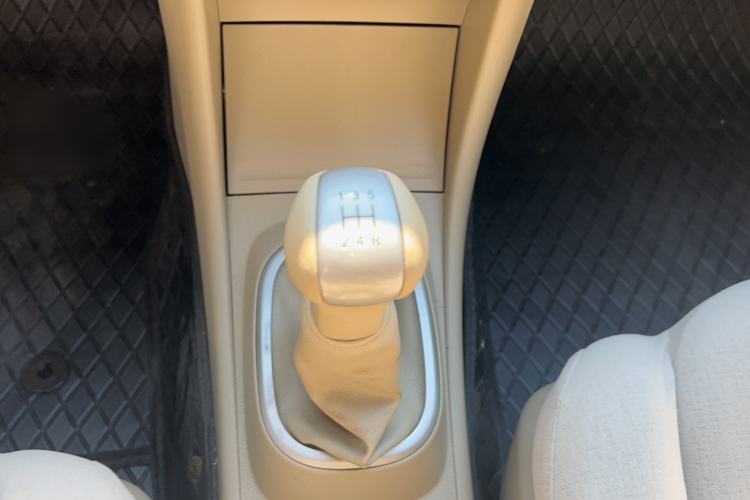 Used Nissan Sylphy 2018 Classic 1.6XE+ Manual Leading Edition Interior 10