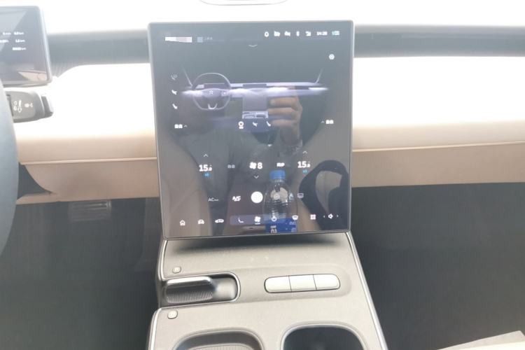 Used Nio ET5 2022 75 kWh Audio And AC Panel