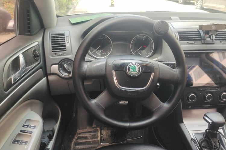 Used Skoda Octavia 2012 1.6L Automatic Yijie Edition
