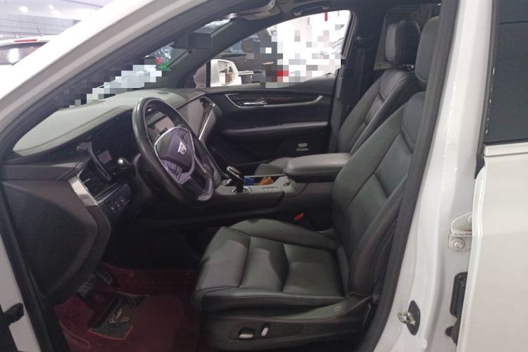 Used Cadillac XT5 2018 28E Four-Wheel Drive Tech Version
