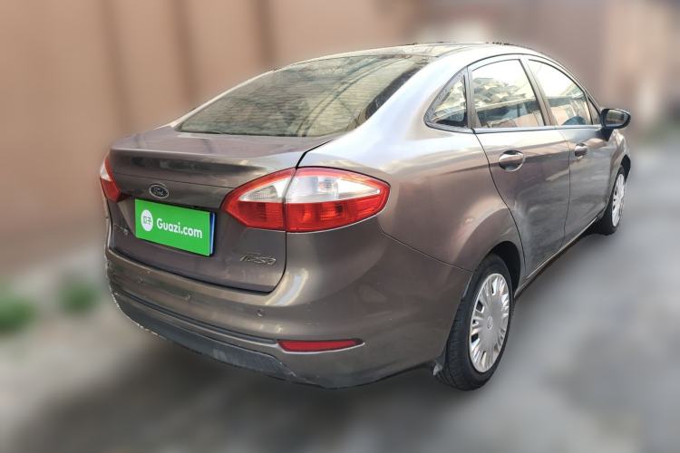 Used Ford Fiesta 2013 Sedan 1.5L Manual Fashion Edition Rear Right 45 Deg