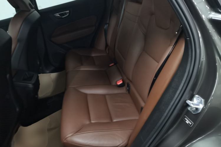 Used Volvo XC60 2020 T5 4x4 Zhiyi Luxury Edition
